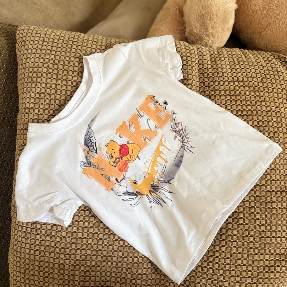 White Kids T-Shirt with Winnie the Pooh
